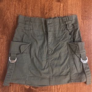 Garage cargo skirt size M